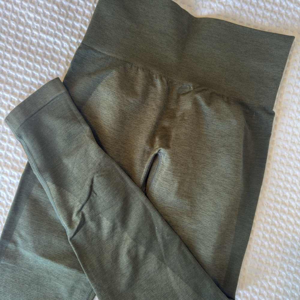 NVGTN Olive High-Waisted Leggings